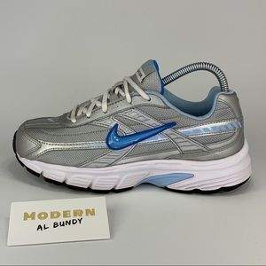 nike women's initiator wide running shoes